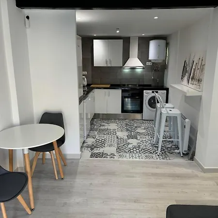 Lulu Casc Antic Apartment